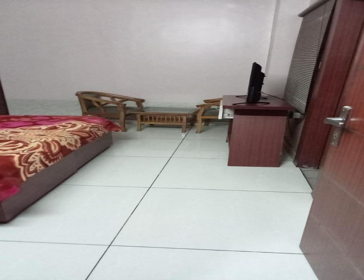 Hotel Kings, Rohtak Zewnętrze zdjęcie